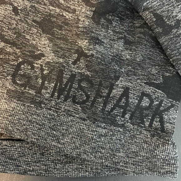 Gymshark Adapt Seamless Dry Long Sleeve Camo Crop Top Small Black/Gray Small - Picture 4 of 5
